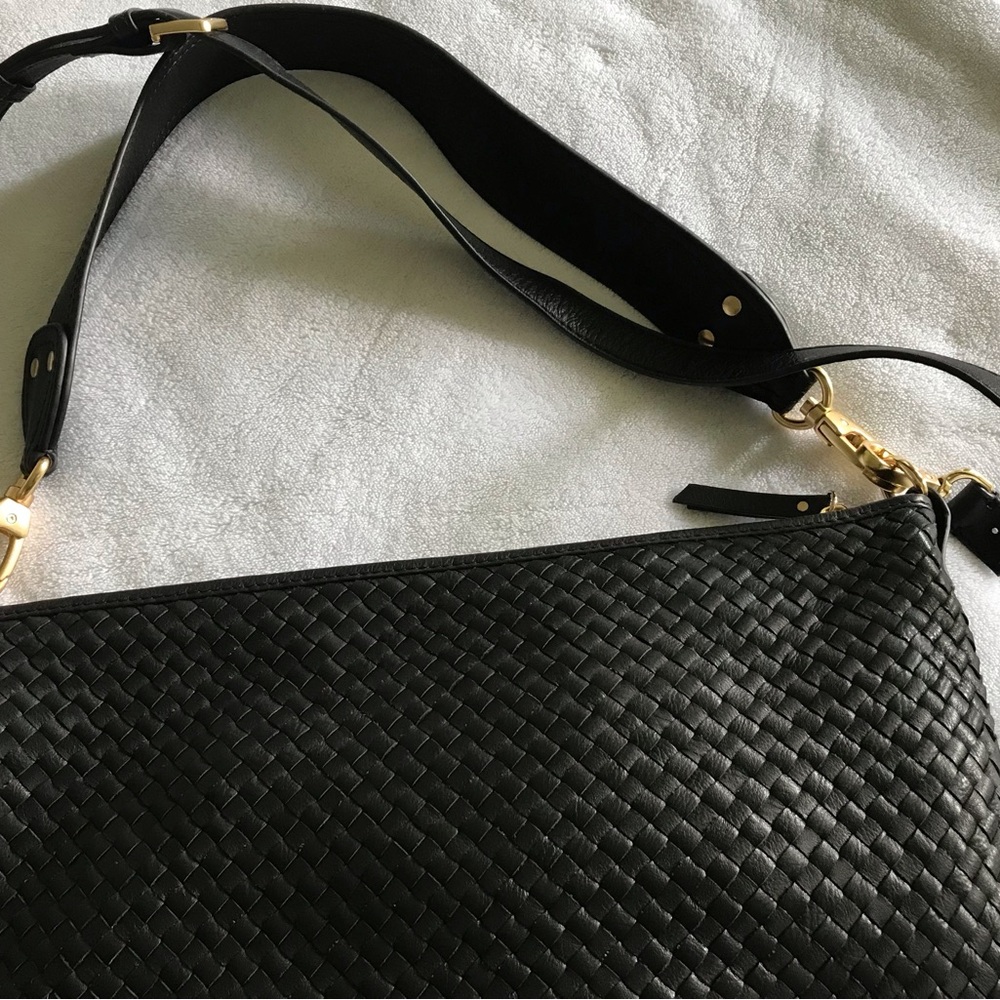 Quince Black Woven Shoulder Bag - Picture 10 of 14